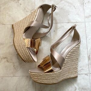 Burberry Made in Italy Satin Rosegold Leather Bow Espadrilles Sandals sz 9/39